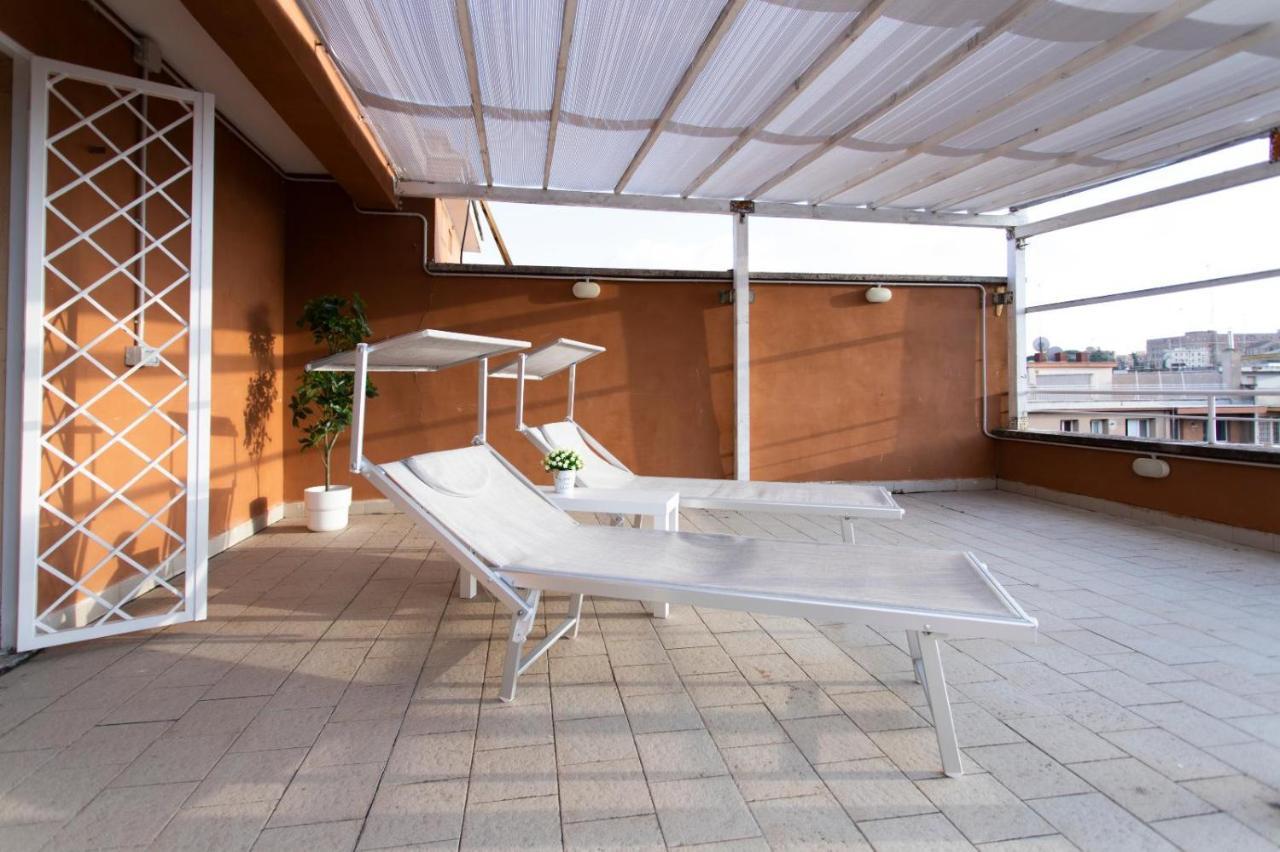 Апартаменты Casa Aurora - Terrazza Con Vista San Pietro Рим Экстерьер фото